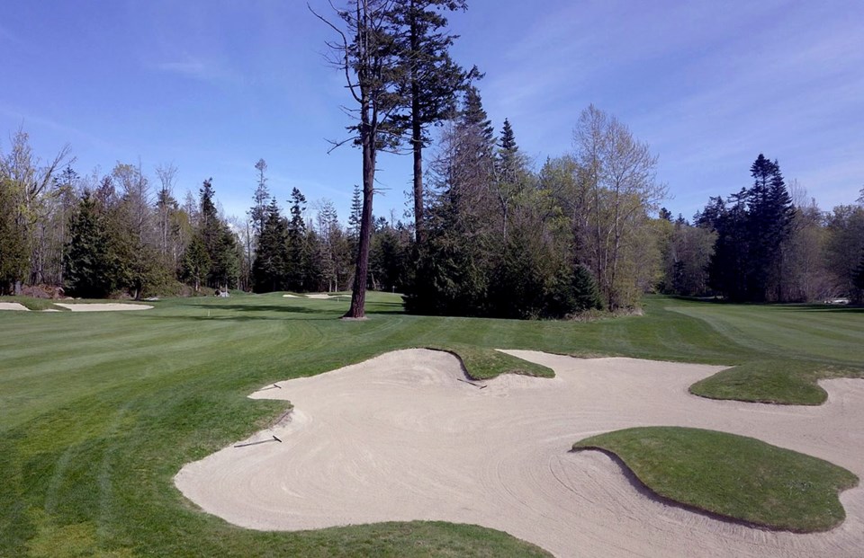 Is the Point Roberts golf course remain open for play? Delta Optimist