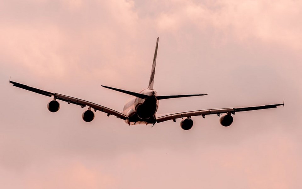 jet aircraft noise over delta, bc