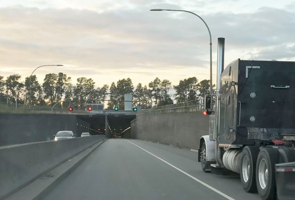 george massey tunnel entrance