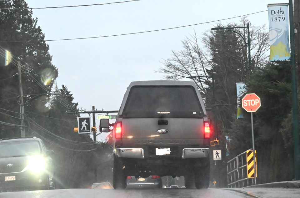 imperial-hill-stop-sign