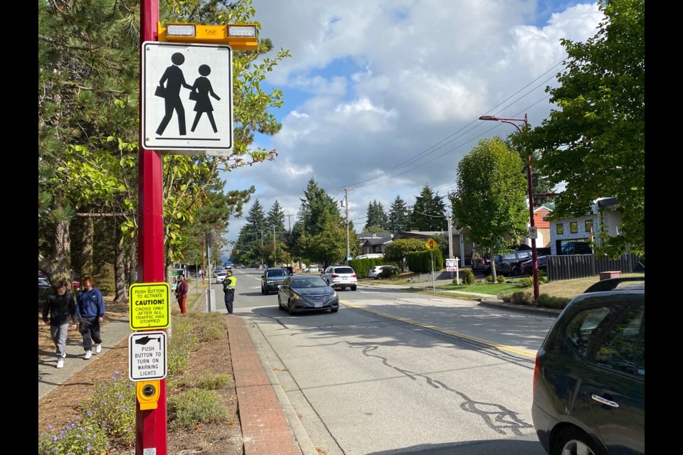 Every school day, unless otherwise posted, a 30 km/h speed limit is in effect in school zones from 8 a.m. to 5 p.m. In playground zones, a 30 km/h speed limit is in effect every day from dawn to dusk.

