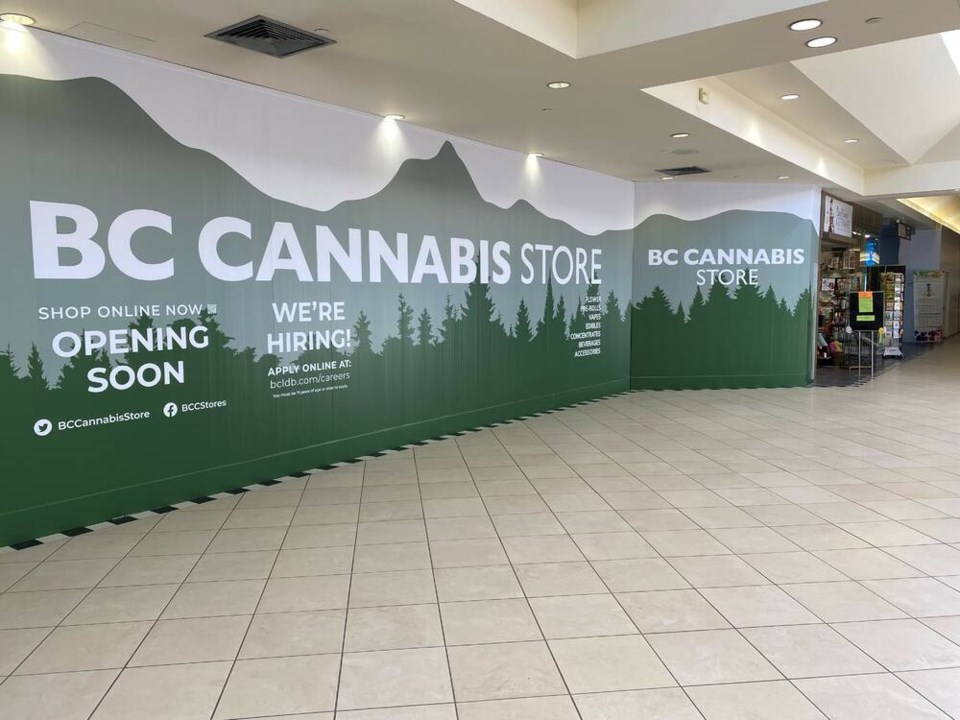 web1_north-delta-scottsdale-mall-cannabis-store