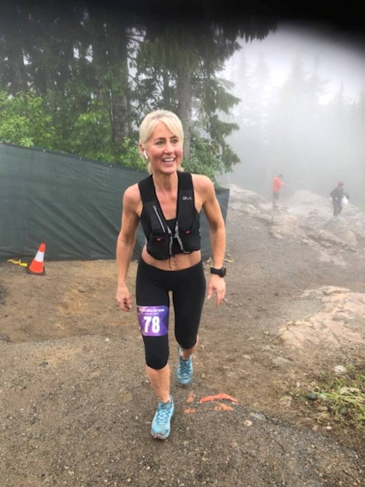 web1_grouse-grind-trail-runner