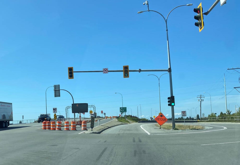 web1_highway-overpass-closure