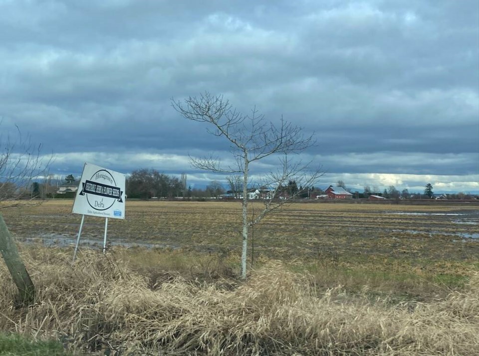 web1_farming-in-the-city-of-delta-bc