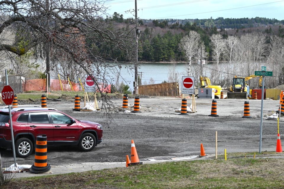 A detour begins at Hillside Dr. North and Ontario Street. Apr. 20, 2024