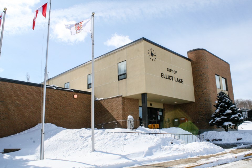 2018-04-02 Elliot Lake City Hall KS-1