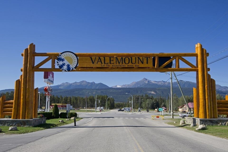 village-of-valemount-web-photo
