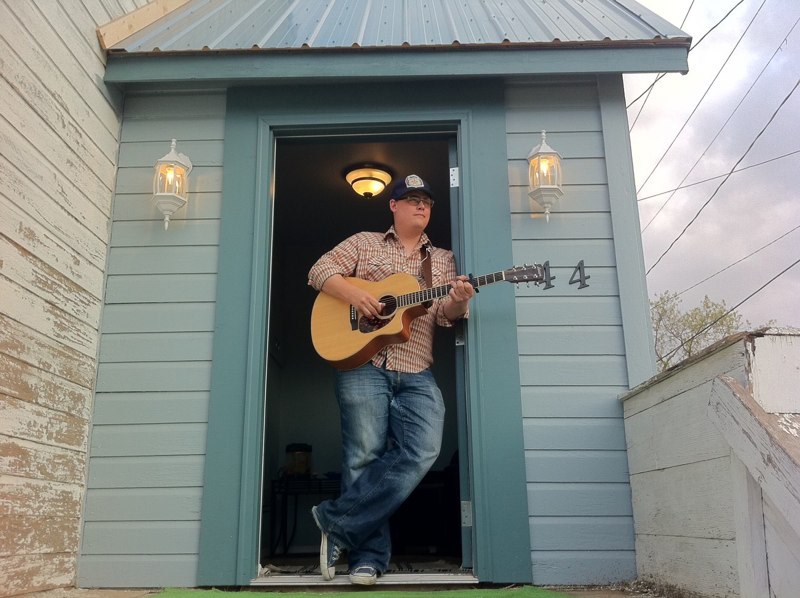 012 - Minnedosa Manitoba - May 2011