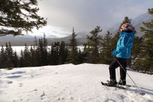 Snowshoeing on Overlook trail, Jasper NP
