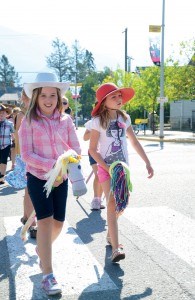 Stick Pony Parade_NVeerman5