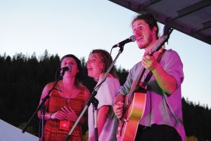 More than 700 people attended last year's Jasper Folk Festival, a 22 per cent jump from the year before. P. Clarke photo.