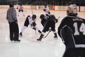 The Jasper Bearcats split their two-game series against the Slave Lake Thunder Nov. 7 and 8. Photo - P. Clarke.
