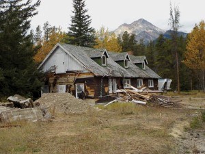 The old fish hatchery is being demolished so the land can be rehabilitated and used as a cultural and spiritual site for aboriginal groups with historic ties to Jasper National Park. L. Klettl photo. 