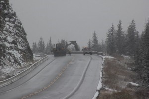 A rockslide temporarily shut down both lanes of Highway 16, Oct. 8. P. Clarke photo. 
