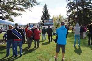 In 2015 the festival was hosted on the information centre lawn. P. Clarke photo.  