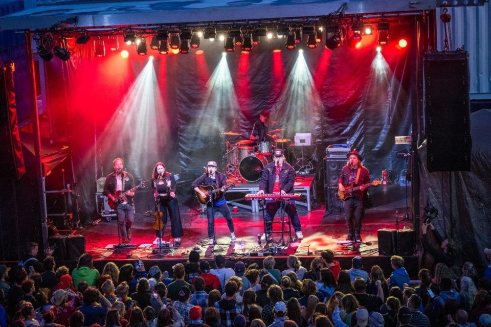 Strumbellas