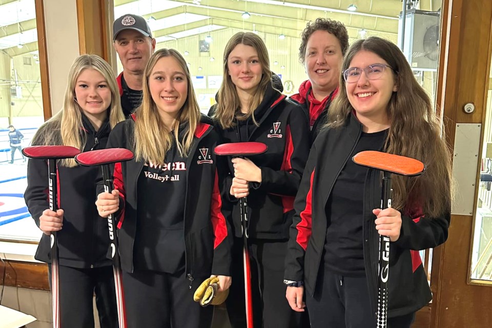 s07-curling-provincials