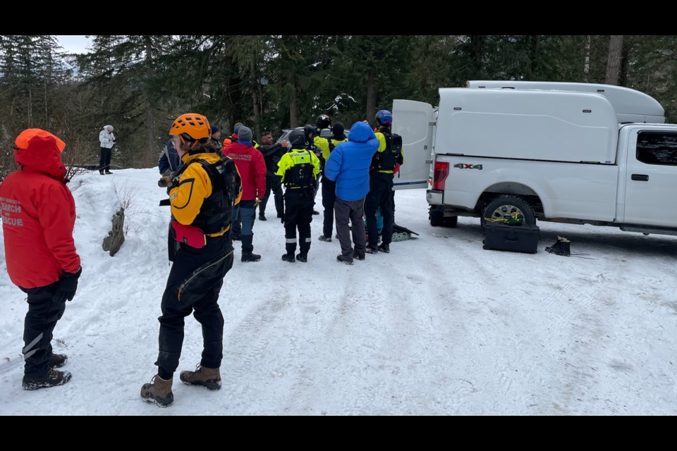 Agassiz RCMP, Kent-Harrison Search and Rescue, Mission Search and Rescue, Chilliwack Search and Rescue and the RCMP Underwater Recovery Team all gathered for the recovery. 