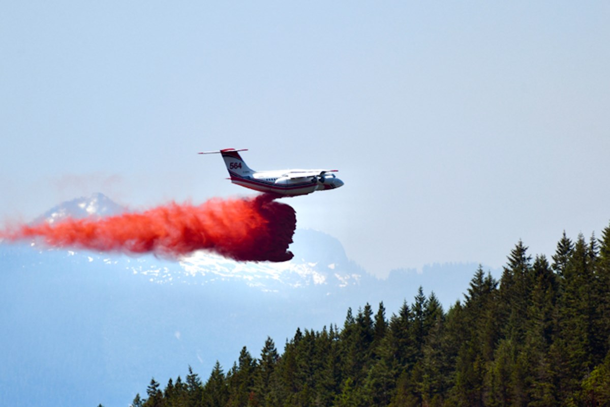 West Vancouver Fire está respondiendo al incendio forestal de Horseshoe Bay