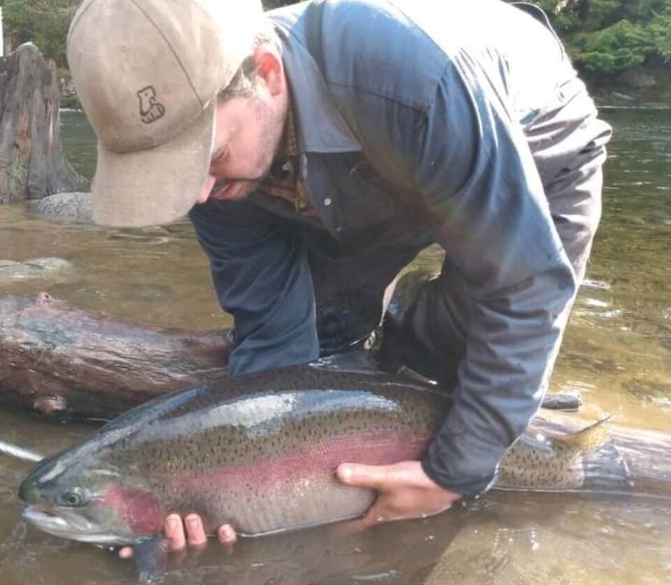 Illegal B.C. fish farm to get second chance, says government