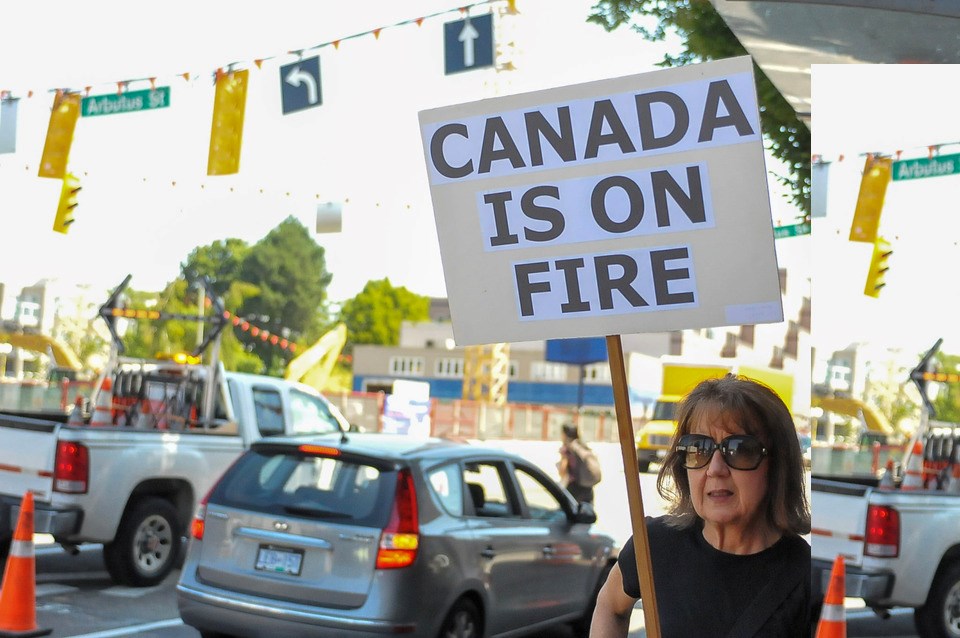 climate-fire-protest-vancouver-2