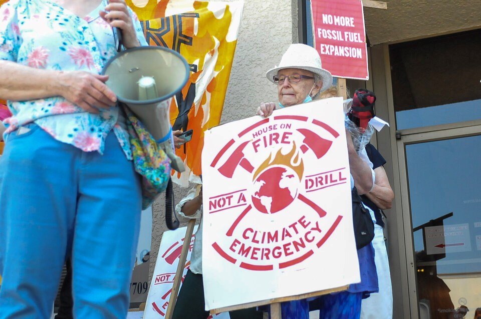 climate-fire-protest-vancouver