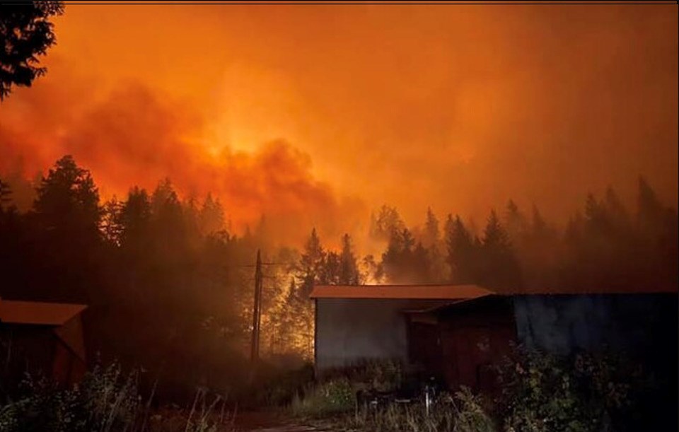 north-shuswap-lake-wildfire