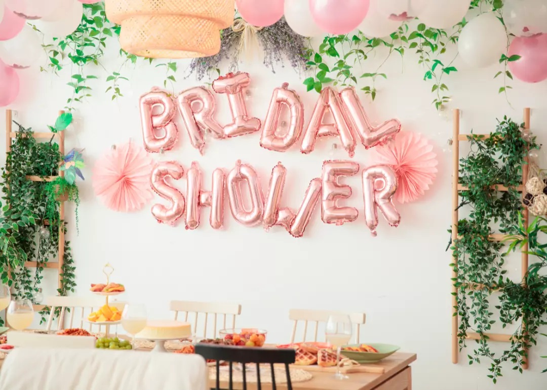 Everything you need to know about throwing a bridal shower