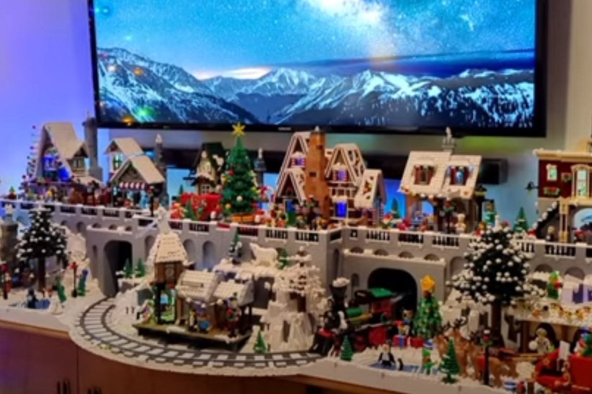 Lego christmas town sale