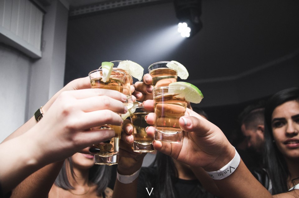 drinkingshots