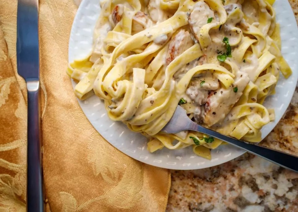 fettucinialfredo