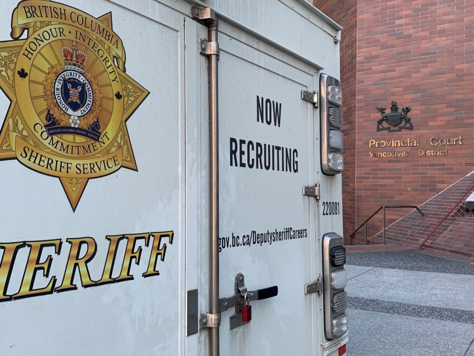 sheriff-van-222-main