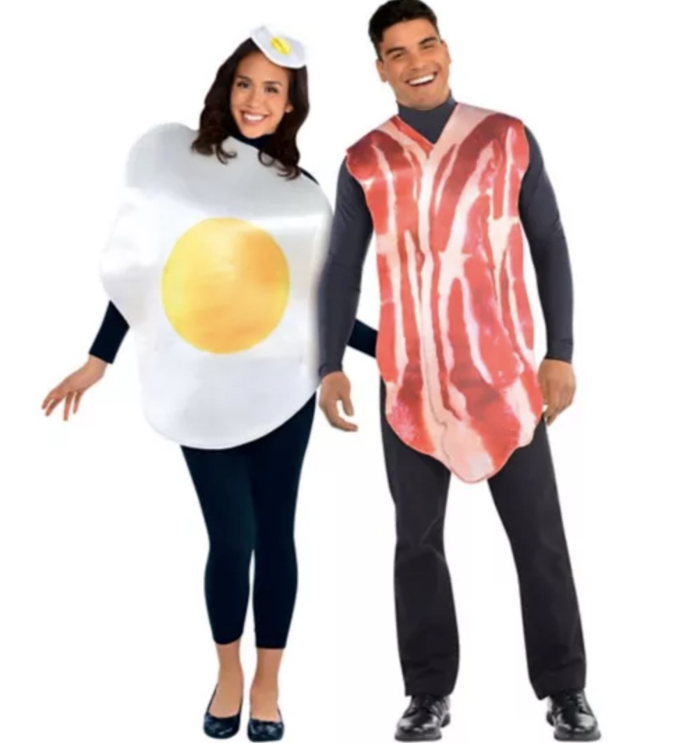 Couple costume bacon and eggs.