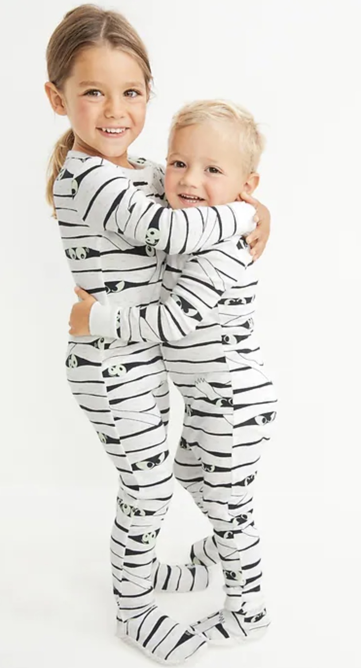 Kids Halloween pajamas. 