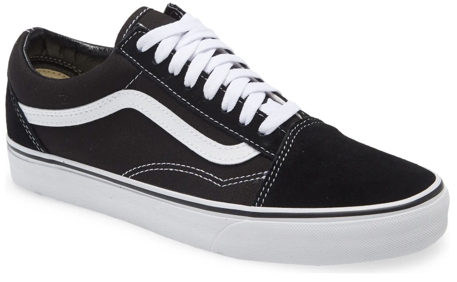 Vans old skool sneakers.