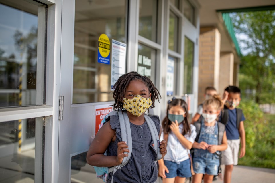 childrenwearingmasksatschool