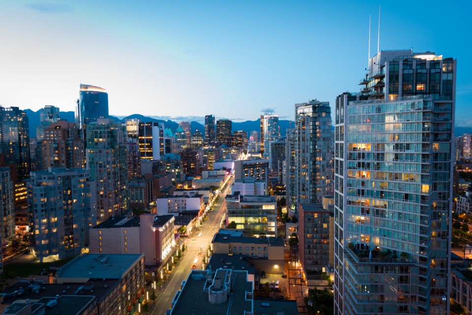 downtownvancouveratdusk