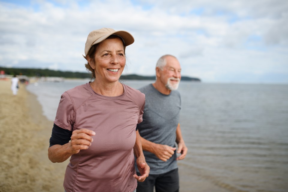 oldercoupleworkingout