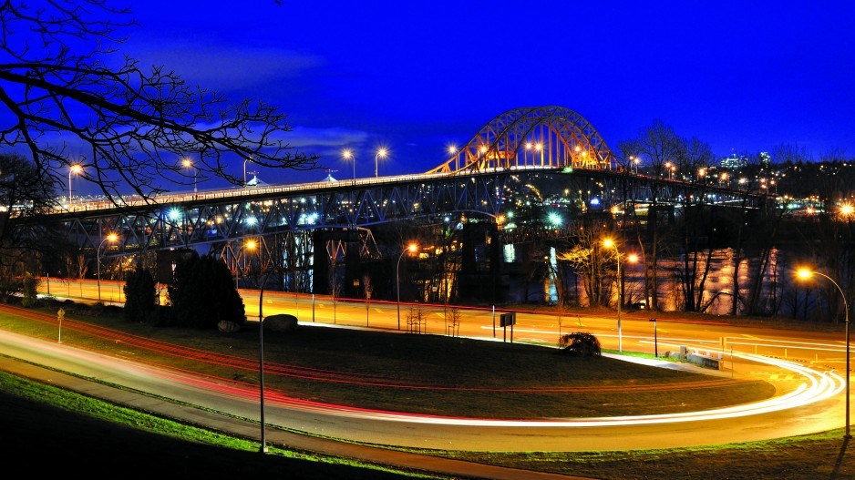 1320-surrey-pattullo-bridge