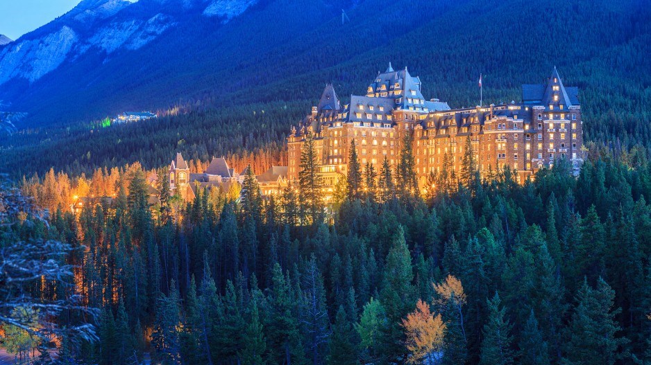 1384-ap-manthorpe-banff-cred-stas-moroz