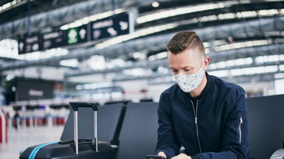 airport-covid-mask-flight-gettyimages