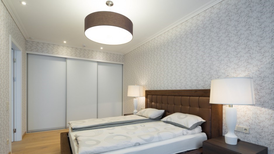 apartmentbedroomshutterstock