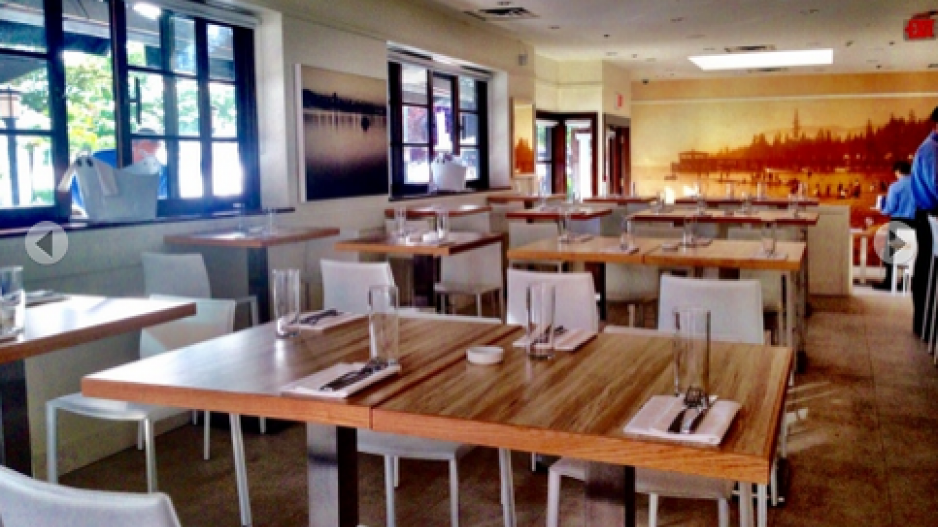 beach_bay_cafe_credit_tim_pawsey