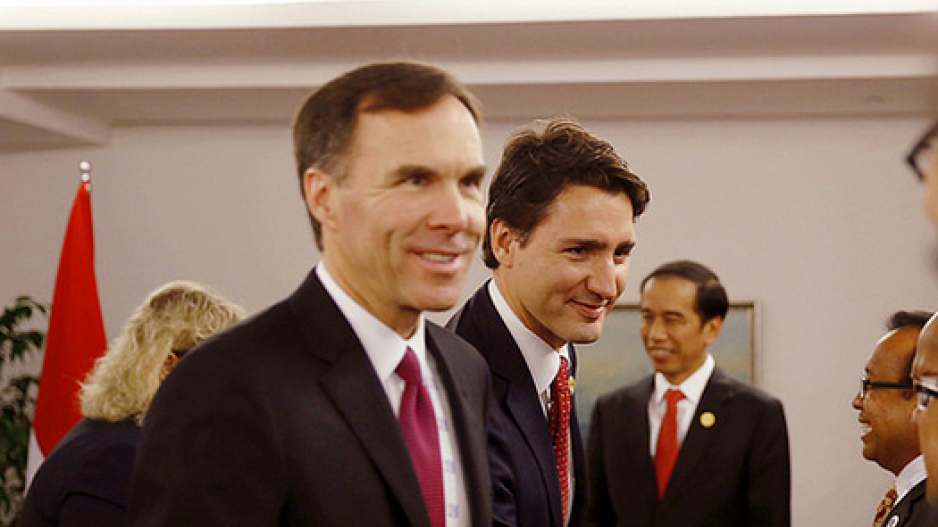 bill_morneau_justin_trudeau_credit_adam_scotti_pmo