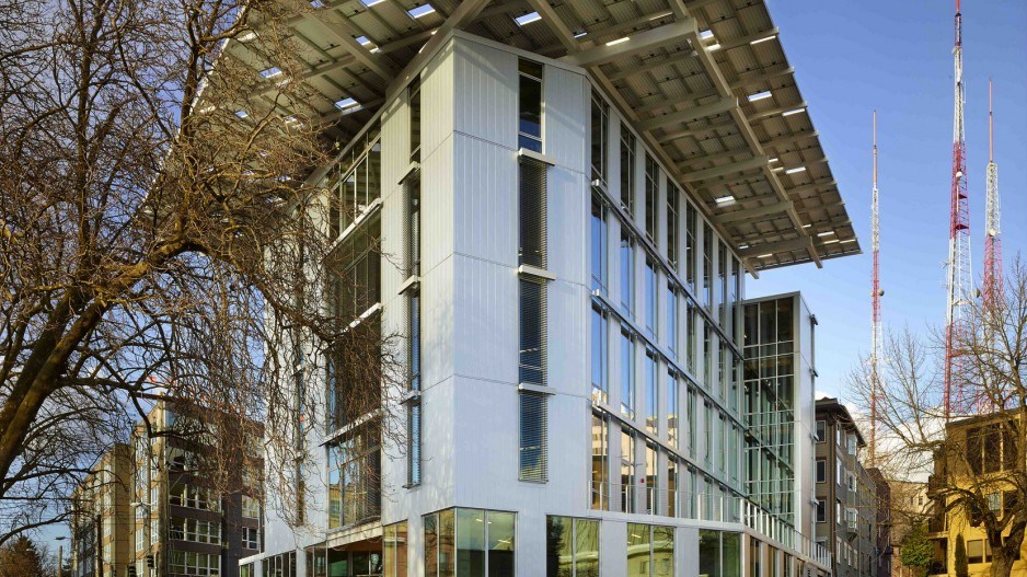 bullit_roof_exterior