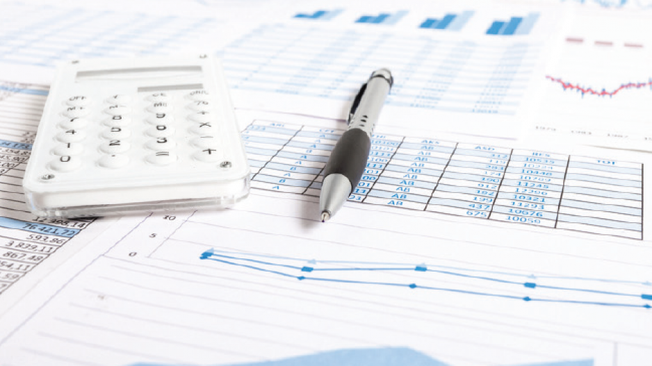calculator_credit_minerva_studio_shutterstock