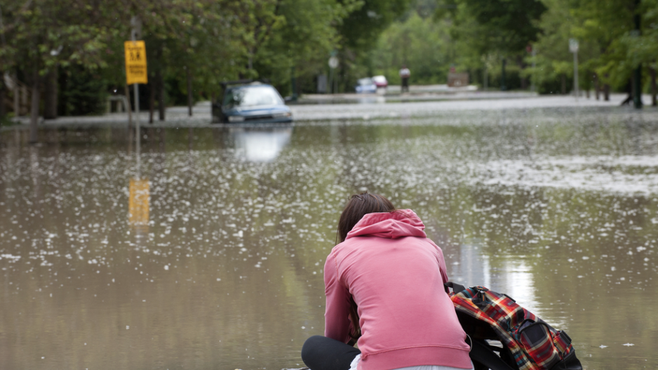 calgary_flood_2013_shutterstock_ryan_morgan
