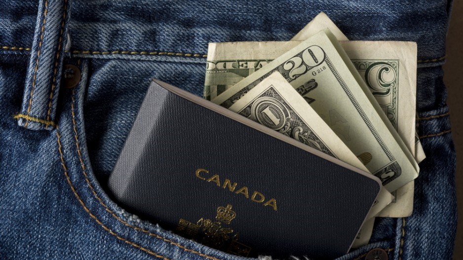 canadian_passport_american_money
