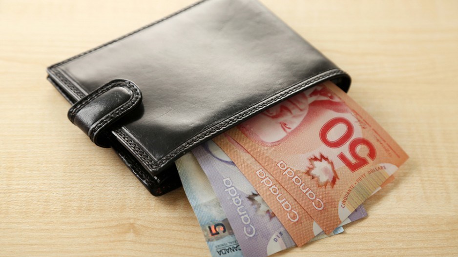 canadina_money_wallet_credit_shutterstock
